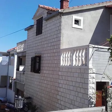 Appartement With Parking Space Supetar, Brac - 12624 Supetar